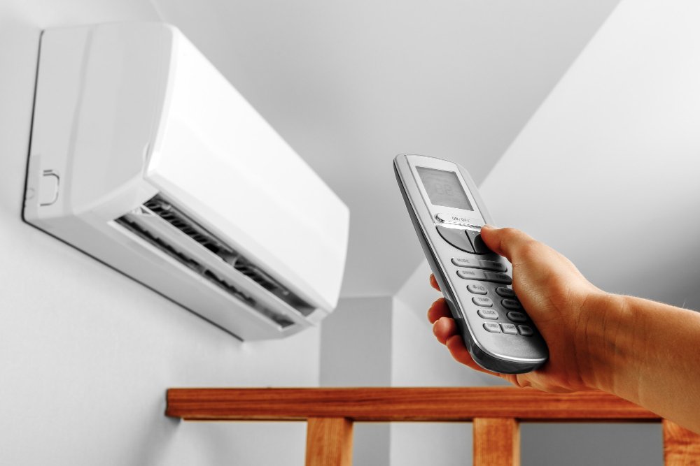 Réglage du climatiseur via une télécommande infrarouge